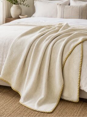 NWT Herringbone Blanket By Haven & Earth | 100% Acrylic Mustard Gold & Cream